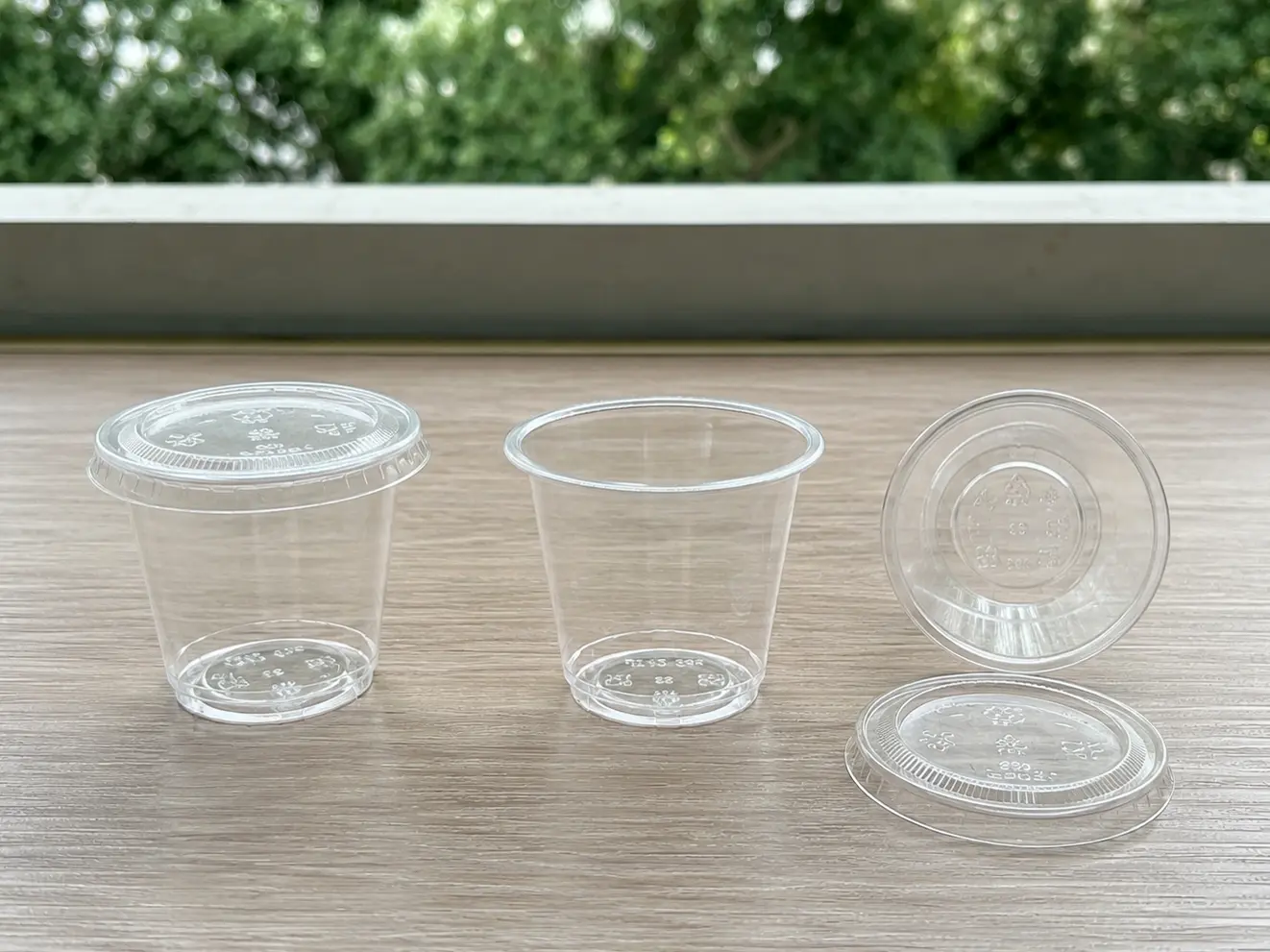 3oz PET sample cups with matching flat lid options